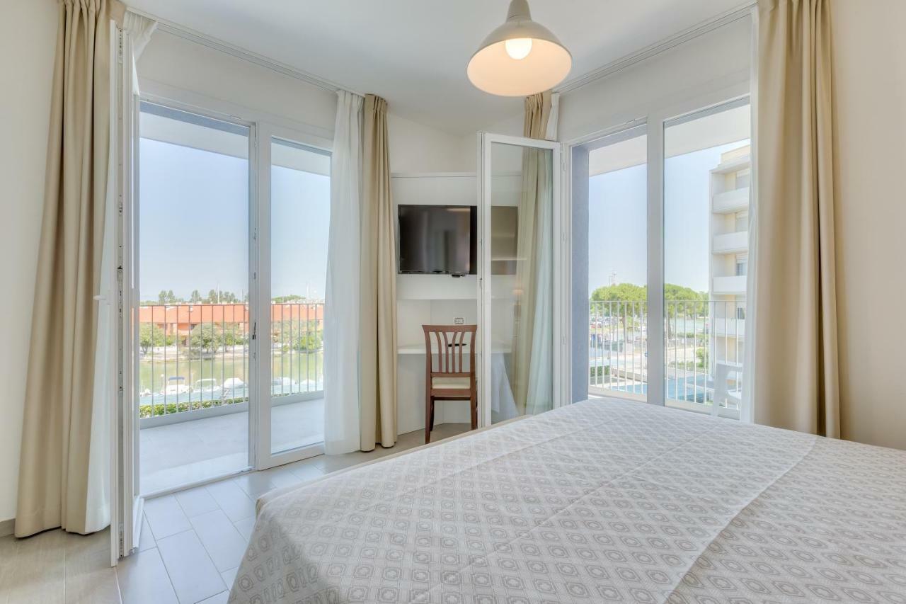 Apartaments Suites Ambassador กาออร์เล ภายนอก รูปภาพ