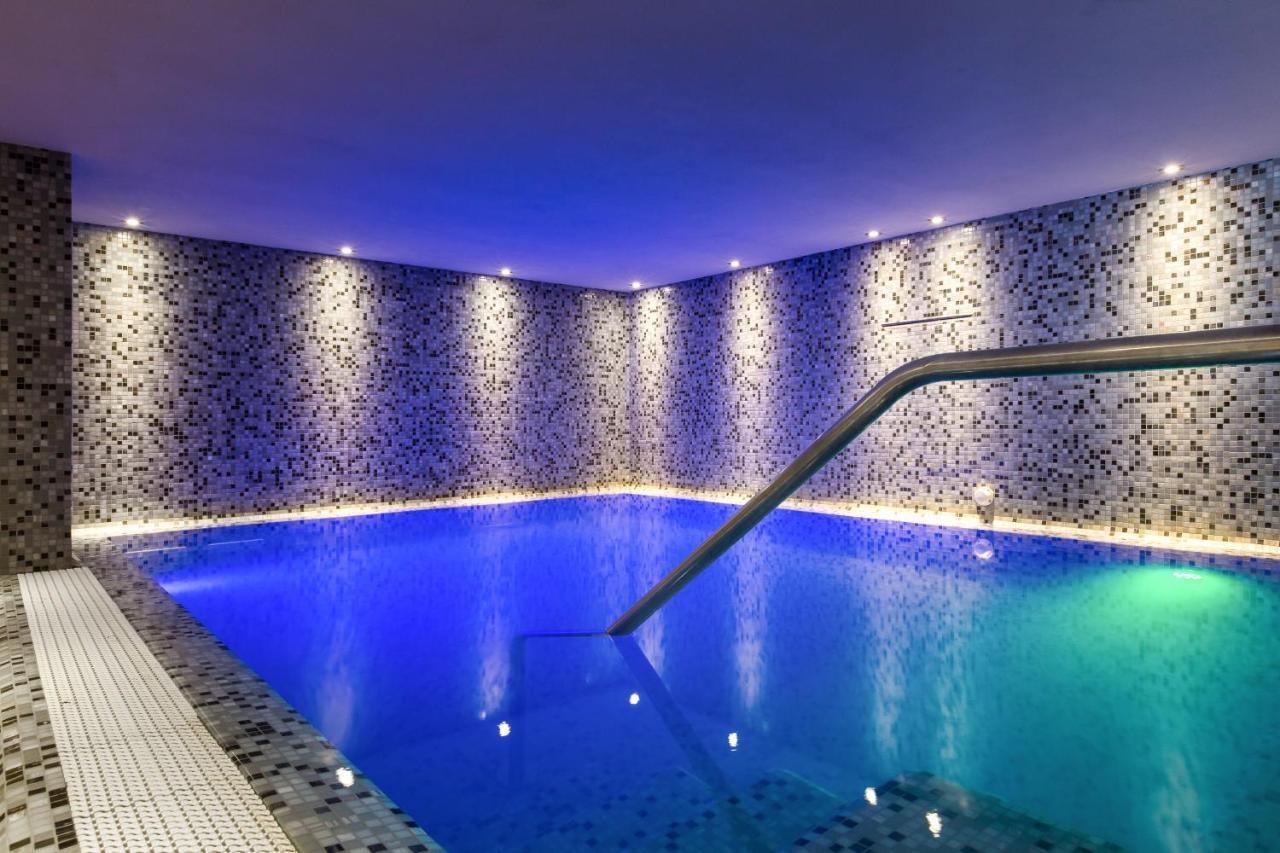 Apartaments Suites Ambassador กาออร์เล ภายนอก รูปภาพ